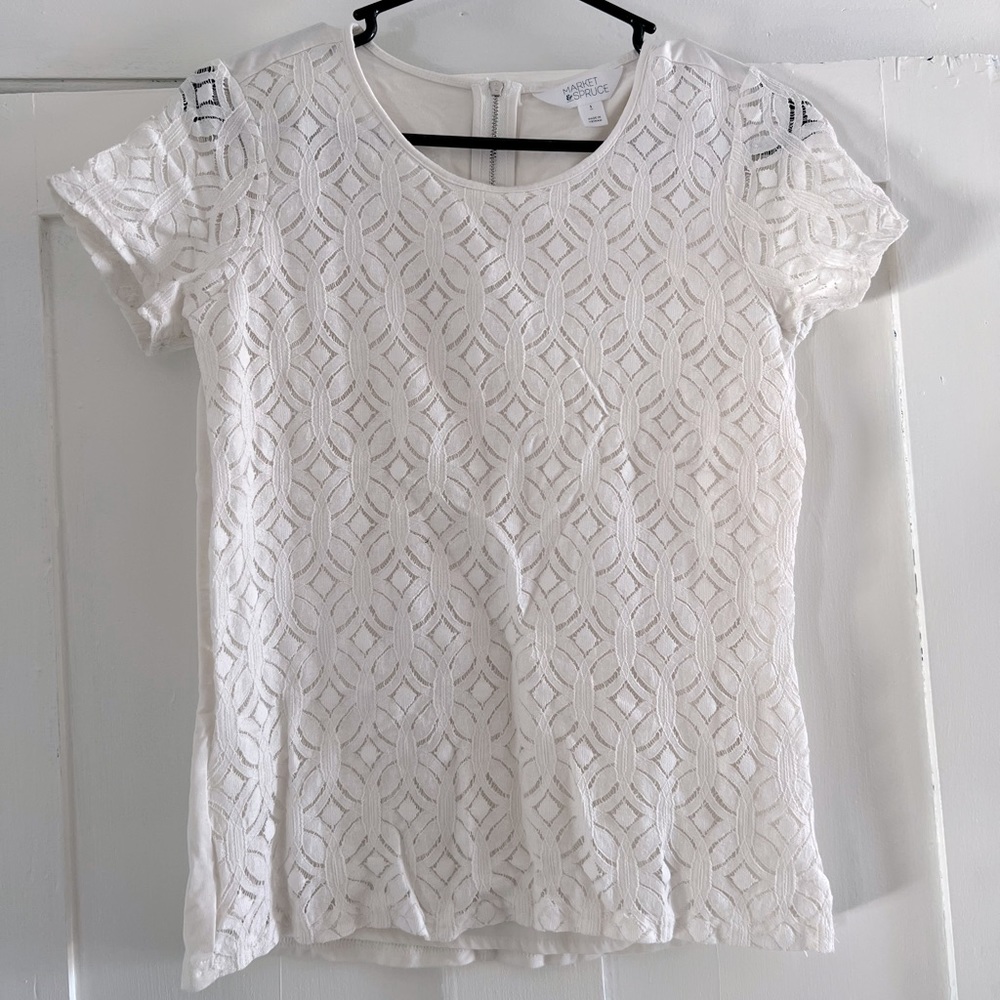 Market & Spruce Women’s Top in White. Size S.